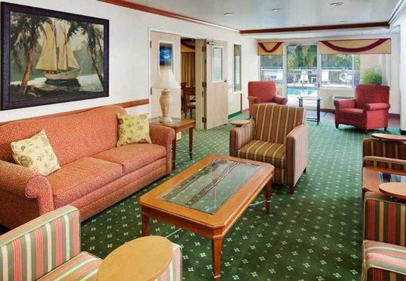 Fairfield Inn & Suites By Marriott Fort Myers Cape Coral Cypress Lake Intérieur photo